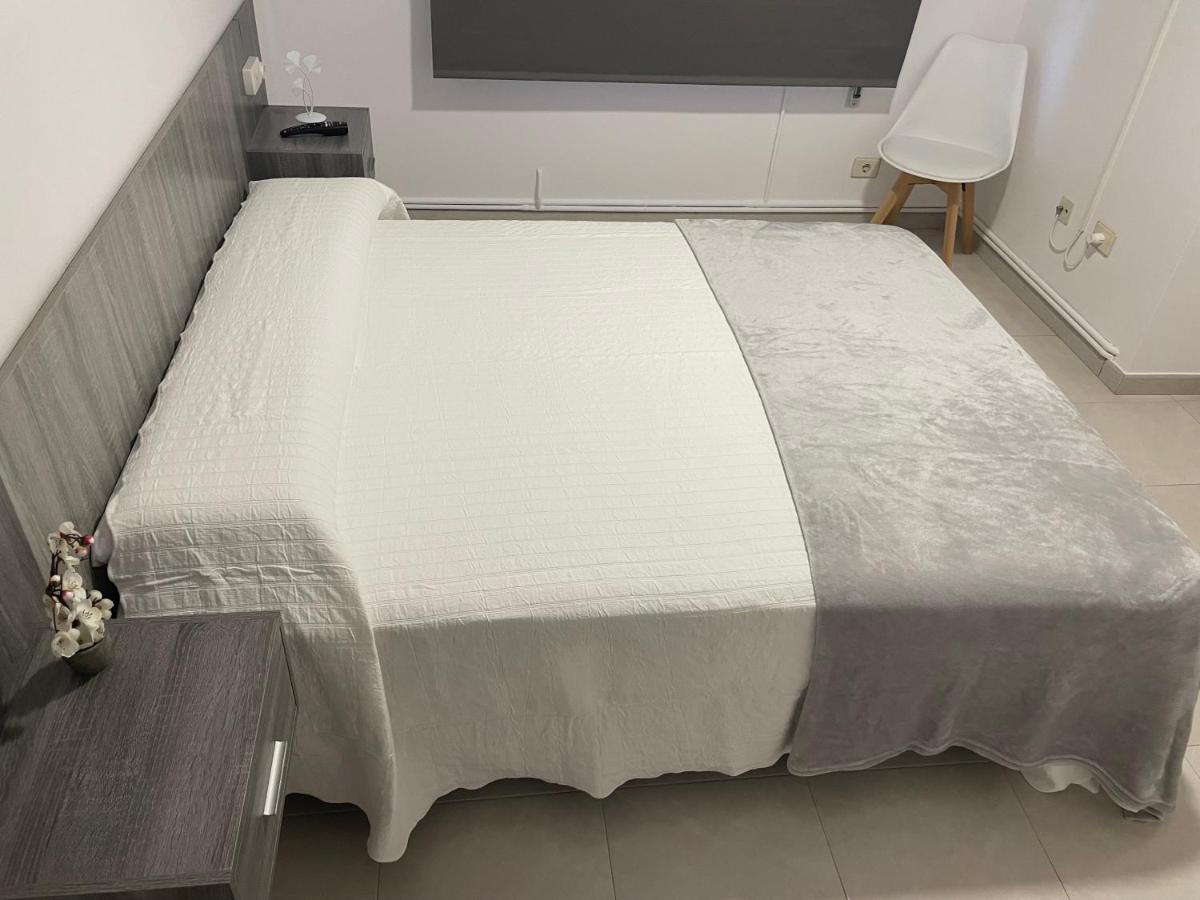 Apartamentos Demar Luis Casais O Grove Esterno foto